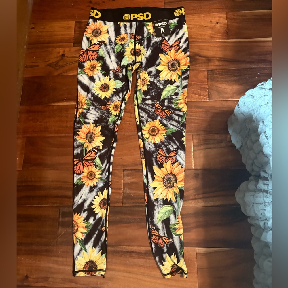 PSD‎ Sunflower Butterfly Leggings Tie Dye Athletic Pants NWT Size Large (0519)